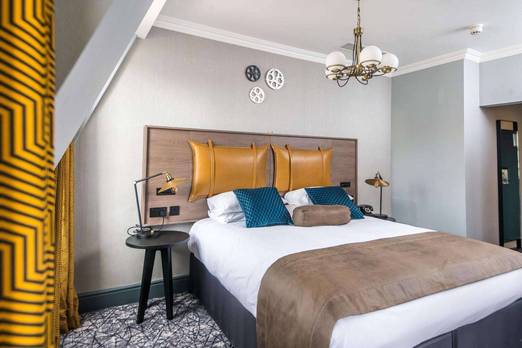 Abbey Hotel Bath, A Tribute Portfolio Hotel Bagian luar foto