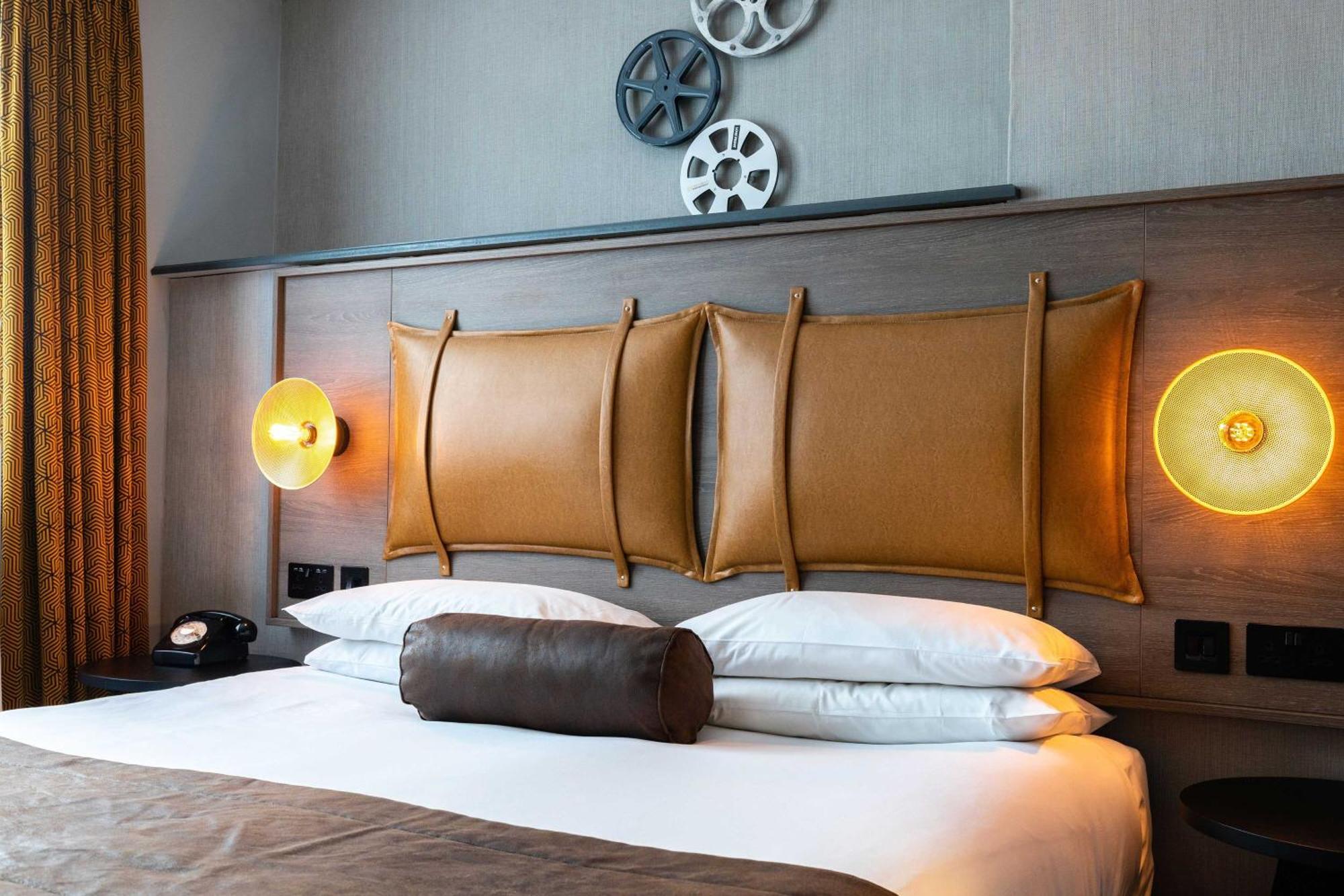 Abbey Hotel Bath, A Tribute Portfolio Hotel Bagian luar foto